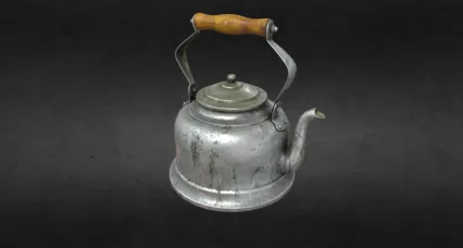 烧水壶 旧金属茶壶 老式茶壶 破旧生锈的开水壶 铁壶 老式生活用具 旧水壶 炉子烧水...